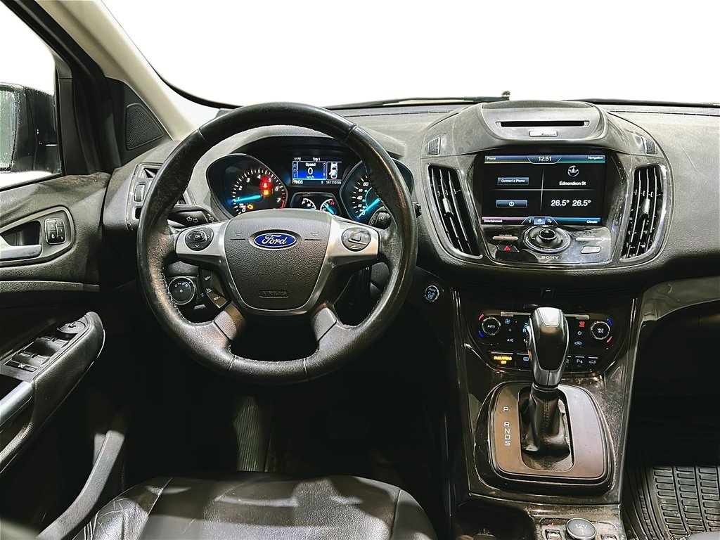 2015 Ford Escape Titanium - 4WD in Brantford, Ontario - 9 - w1024h768px