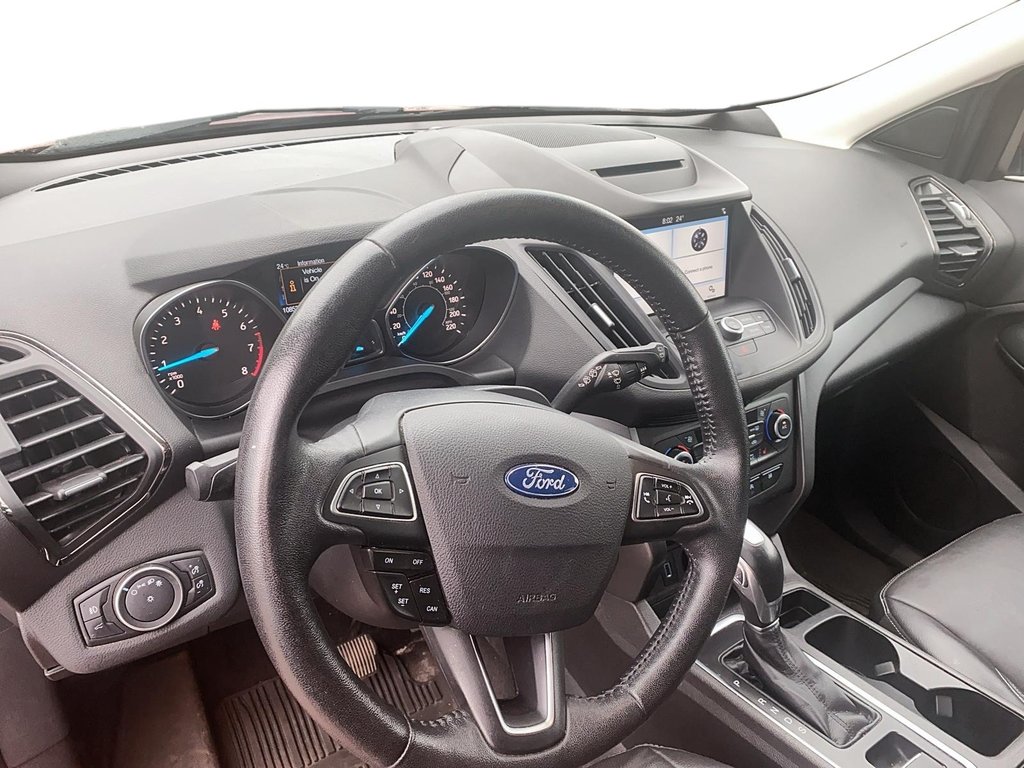 2018 Ford Escape SEL - 4WD in Stratford, Ontario - 9 - w1024h768px