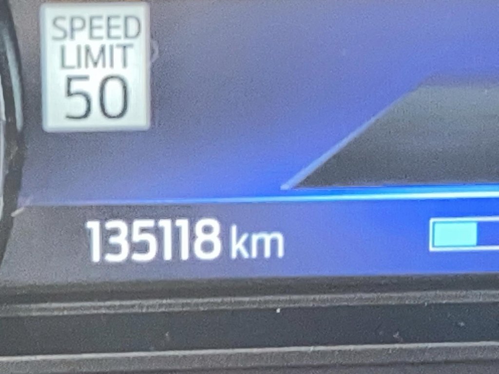 2021 Ford Escape SE PHEV FWD in Stratford, Ontario - 12 - w1024h768px