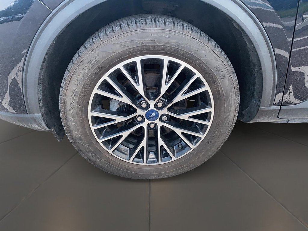 2021 Ford Escape SE PHEV FWD in Stratford, Ontario - 7 - w1024h768px