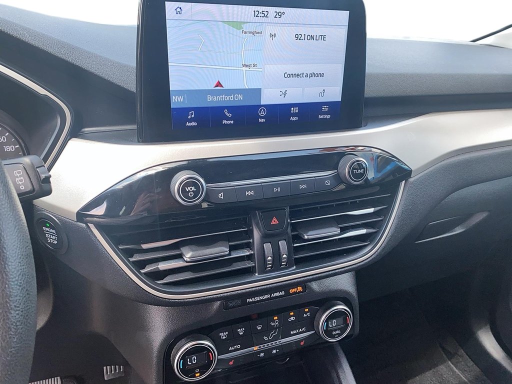2021 Ford Escape SE PHEV FWD in Stratford, Ontario - 13 - w1024h768px