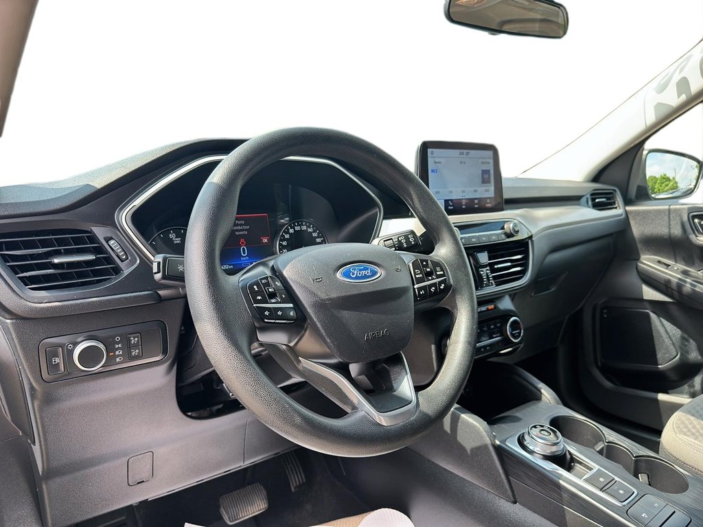 2021 Ford Escape SE PHEV FWD in Brantford, Ontario - 8 - w1024h768px
