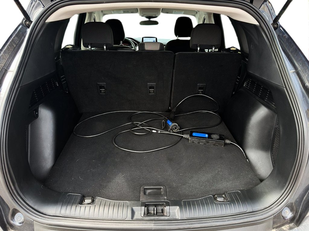 2021 Ford Escape SE PHEV FWD in Brantford, Ontario - 6 - w1024h768px