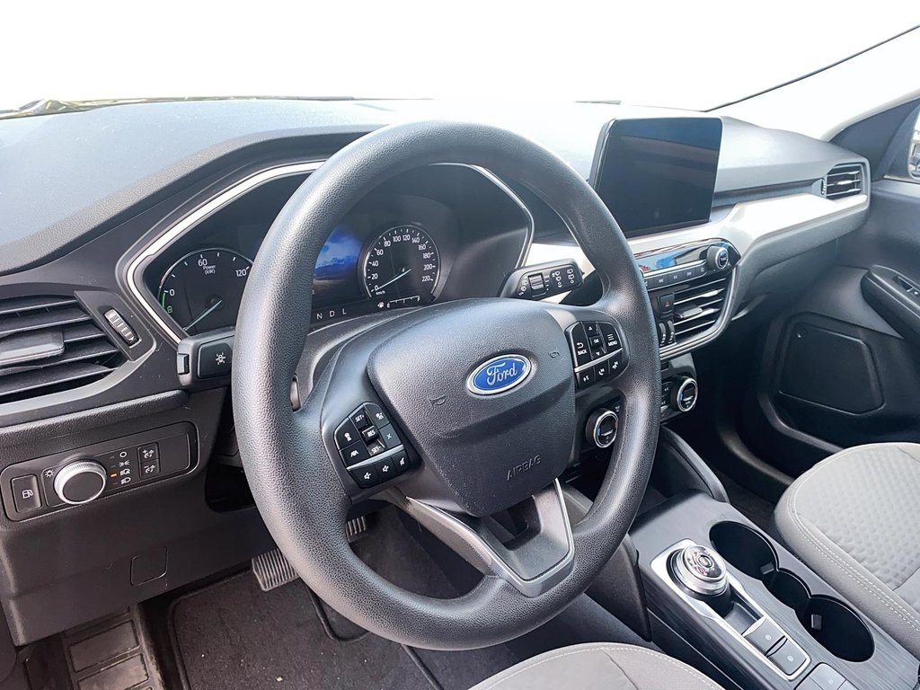 2021 Ford Escape SE PHEV FWD in Stratford, Ontario - 9 - w1024h768px