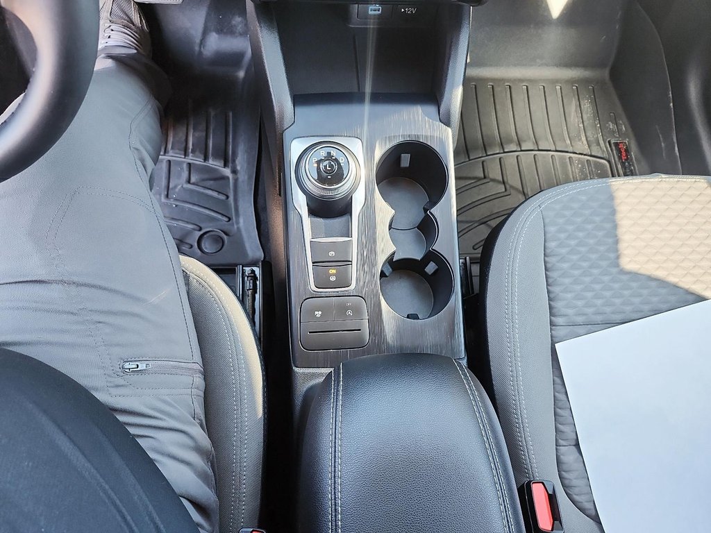 2022 Ford Escape SE AWD in Brantford, Ontario - 15 - w1024h768px