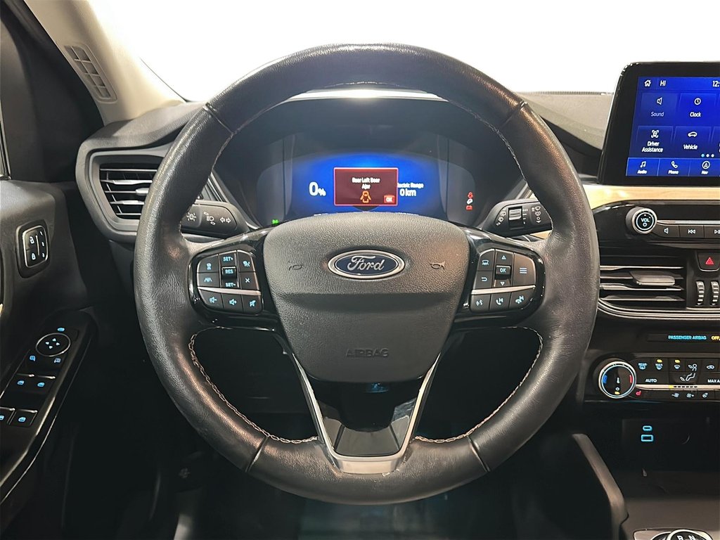 2022 Ford Escape Titanium PHEV FWD in Brantford, Ontario - 10 - w1024h768px