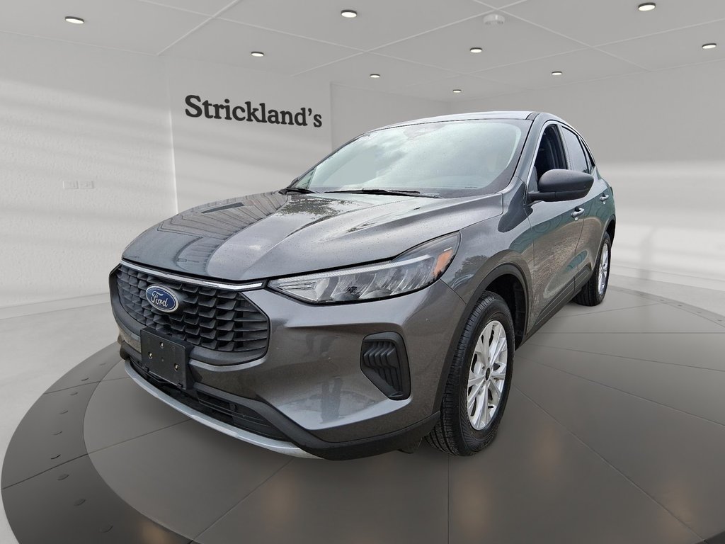 2024 Ford Escape ACTIVE AWD in Brantford, Ontario - 1 - w1024h768px