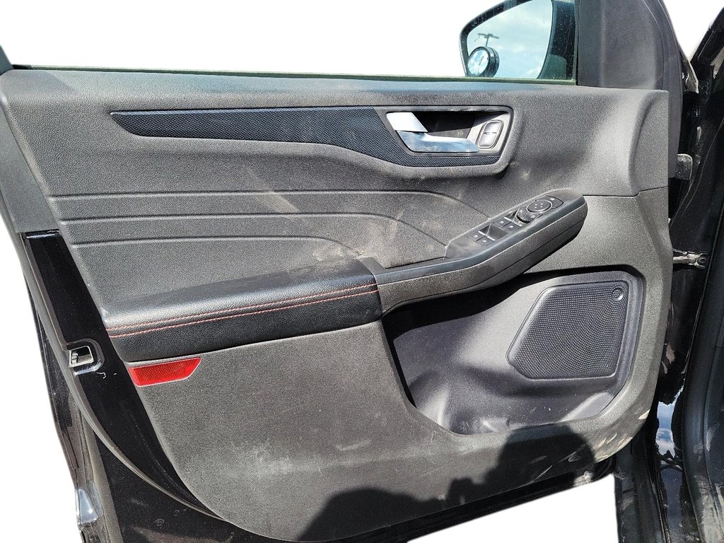 2024 Ford Escape ST-Line AWD in Brantford, Ontario - 10 - w1024h768px