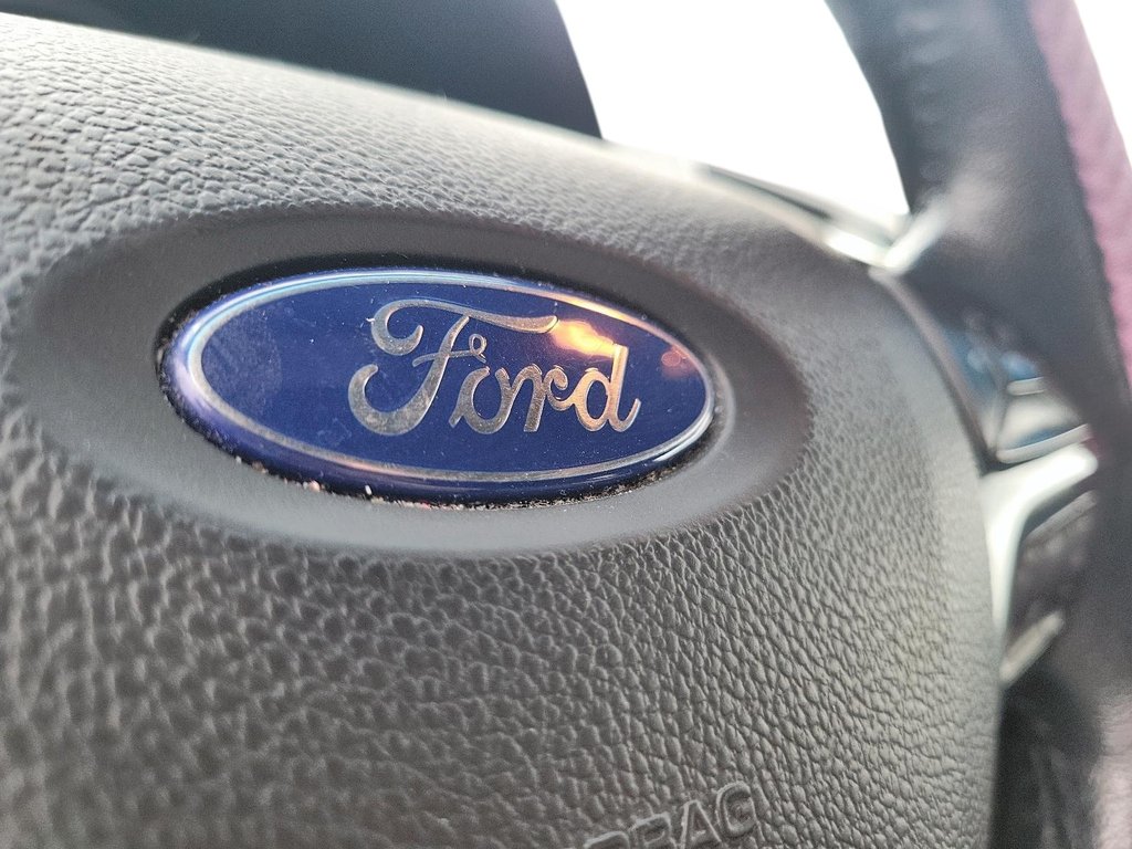 2016 Ford Explorer XLT - 4WD in Brantford, Ontario - 14 - w1024h768px
