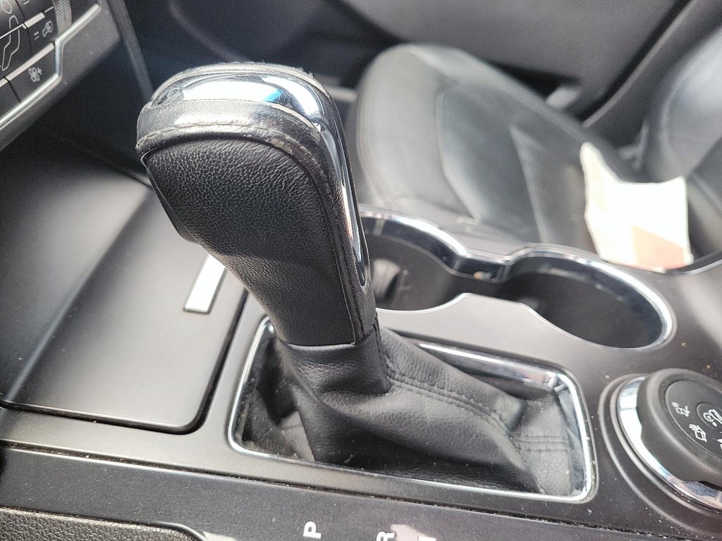 2016 Ford Explorer XLT - 4WD in Brantford, Ontario - 12 - w1024h768px