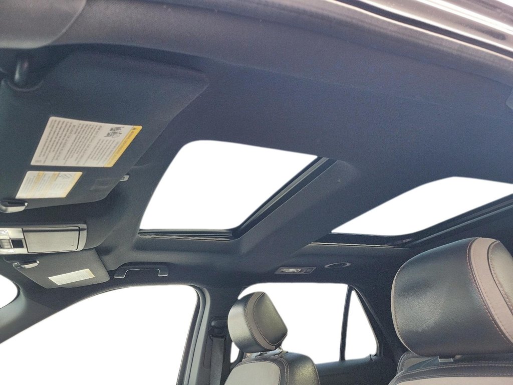 2017 Ford Explorer XLT - 4WD in Brantford, Ontario - 13 - w1024h768px