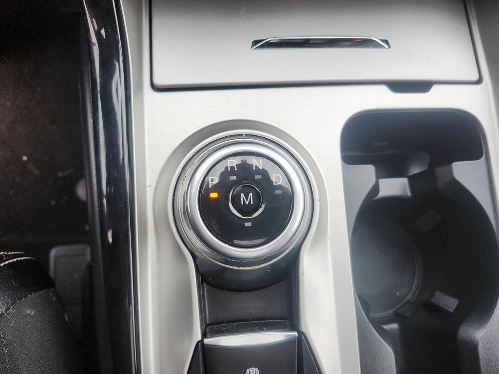 2022 Ford Explorer ST in Brantford, Ontario - 14 - w1024h768px