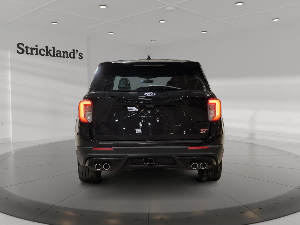 2022 Ford Explorer ST in Brantford, Ontario - 3 - w1024h768px