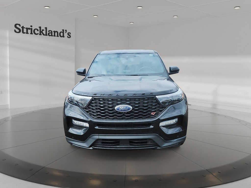 2022 Ford Explorer ST in Brantford, Ontario - 2 - w1024h768px
