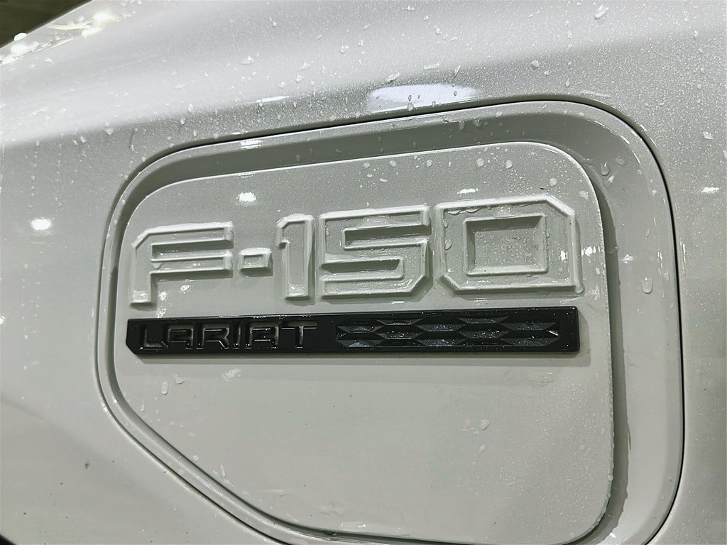 2023 Ford F150 Lightning 4x4 - SuperCrew LARIAT - 145 WB in Brantford, Ontario - 6 - w1024h768px