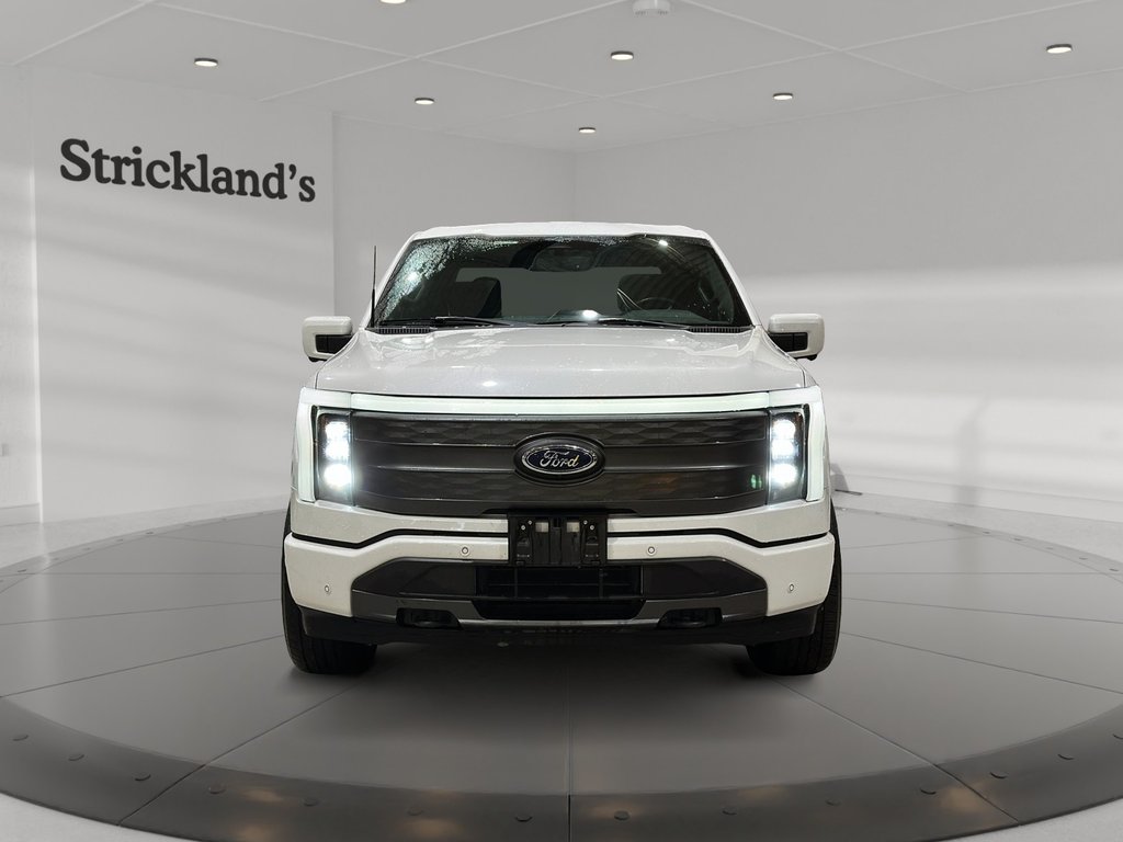 2023 Ford F150 Lightning 4x4 - SuperCrew LARIAT - 145 WB in Brantford, Ontario - 2 - w1024h768px