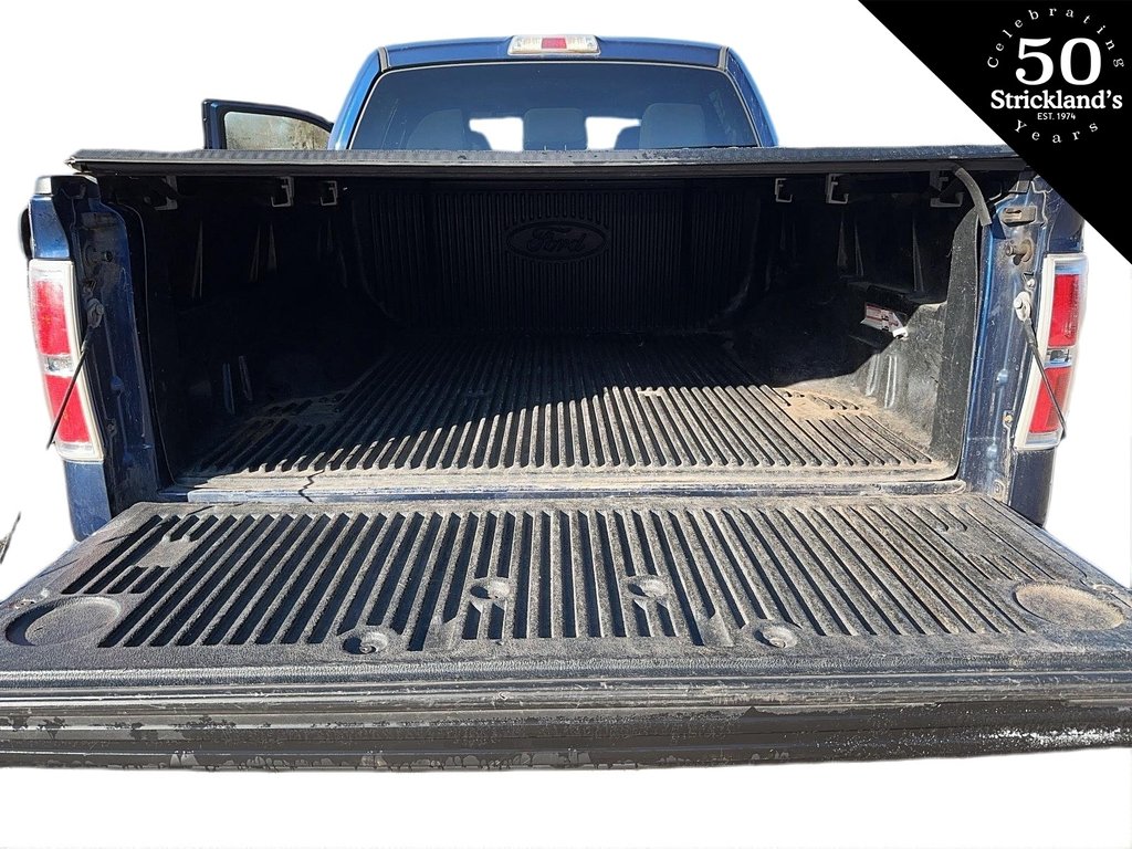 2011  F150 XLT Supercrew 4WD in Brantford, Ontario - 11 - w1024h768px