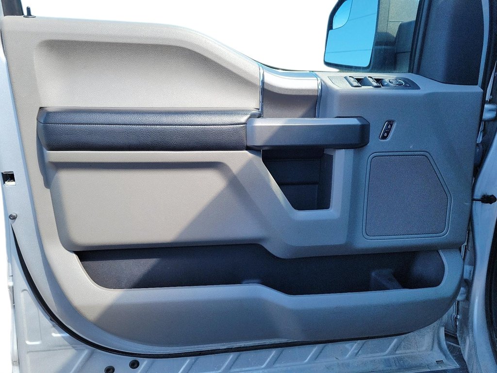 2019 Ford F150 4x4 - Supercrew XLT - 145 WB in Brantford, Ontario - 10 - w1024h768px