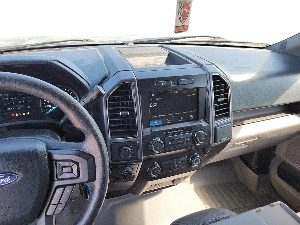 2019 Ford F150 4x4 - Supercrew XLT - 145 WB in Brantford, Ontario - 13 - w1024h768px