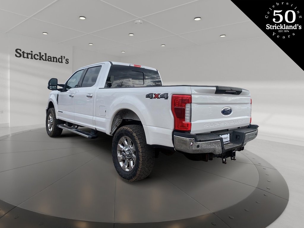 2019  F350 4x4 - Crew Cab SRW Lariat - 176 WB in Stratford, Ontario - 4 - w1024h768px