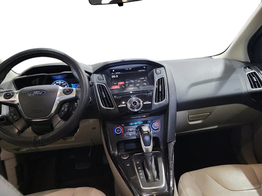 2017 Ford Focus Hatchback Electric in Brantford, Ontario - 9 - w1024h768px