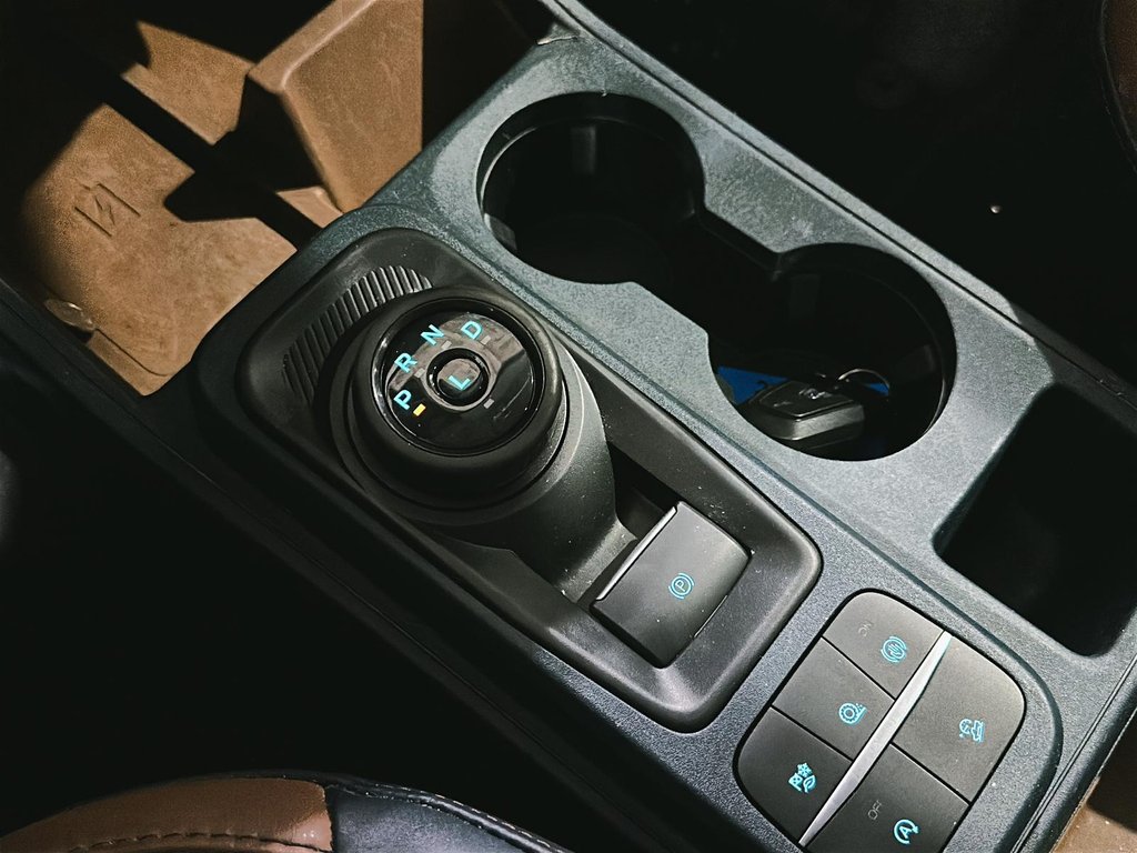 2023 Ford Maverick Lariat Crew Cab AWD 2.0L Ecoboost in Brantford, Ontario - 13 - w1024h768px