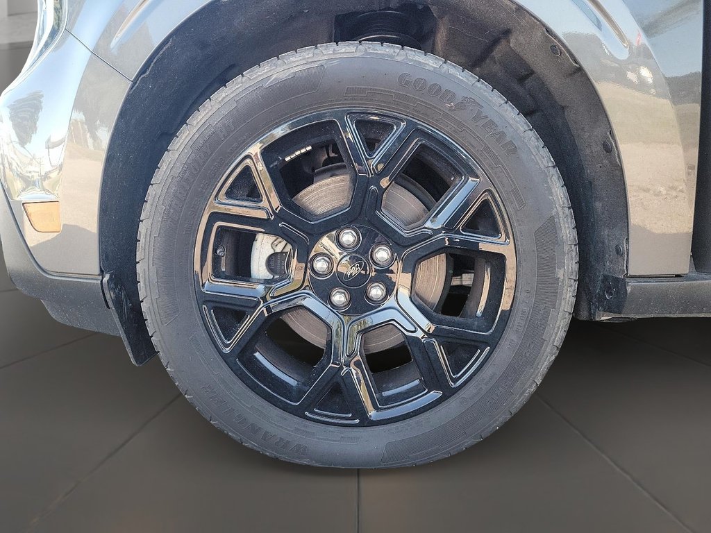2025 Ford Maverick LARIAT AWD SuperCrew in Brantford, Ontario - 6 - w1024h768px