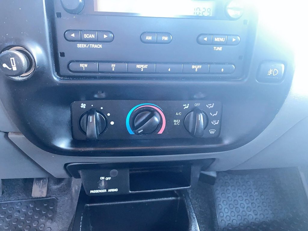 2005 Ford Ranger XLT Supercab in Brantford, Ontario - 15 - w1024h768px