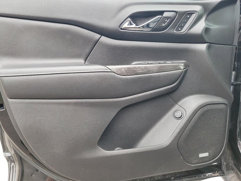 2017 GMC Acadia AWD SLT2 in Brantford, Ontario - 10 - w1024h768px