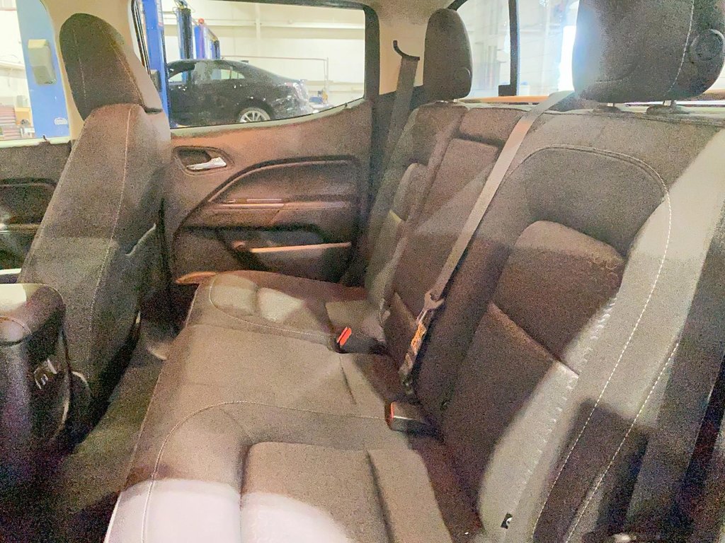2018 GMC Canyon Crew 4x4 All Terrain / Short Box in Brantford, Ontario - 14 - w1024h768px