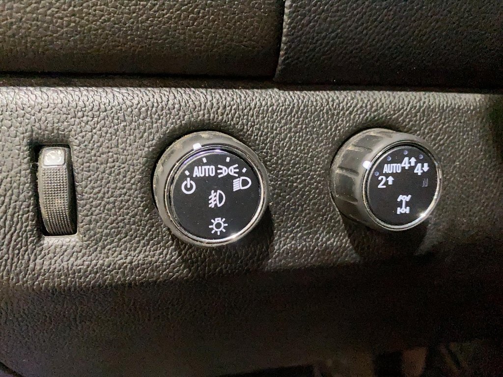 2018 GMC Canyon Crew 4x4 All Terrain / Short Box in Brantford, Ontario - 13 - w1024h768px