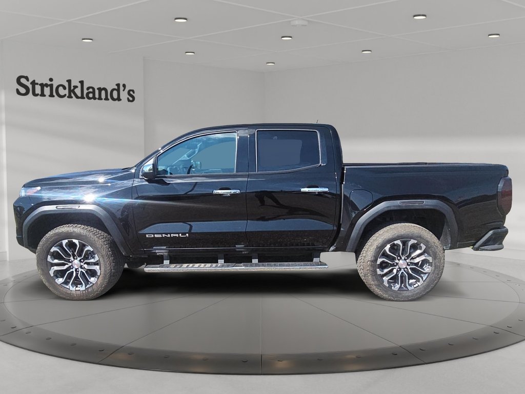 2024 GMC Canyon Crew Cab Short Box 4-Wheel Drive Denali in Brantford, Ontario - 5 - w1024h768px