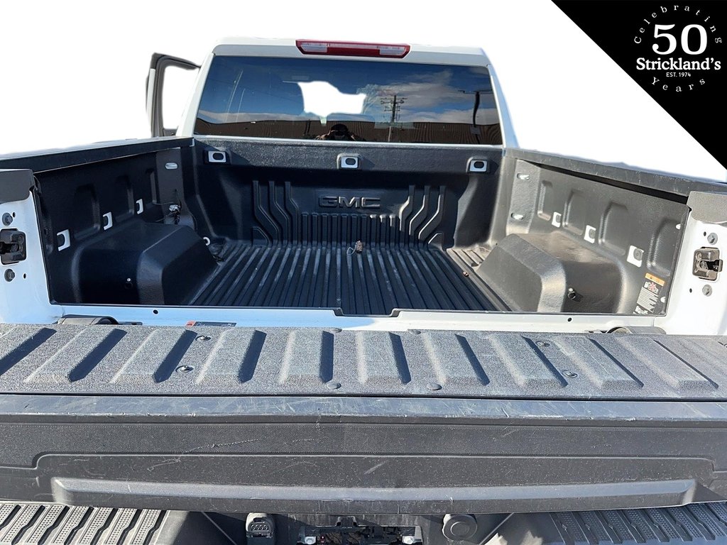 2022 GMC NEW SIERRA 1500 CREW CAB 4X4 SLE Short Box in Brantford, Ontario - 11 - w1024h768px