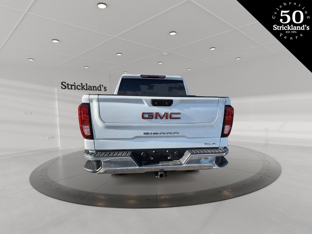 2022 GMC NEW SIERRA 1500 CREW CAB 4X4 SLE Short Box in Brantford, Ontario - 3 - w1024h768px