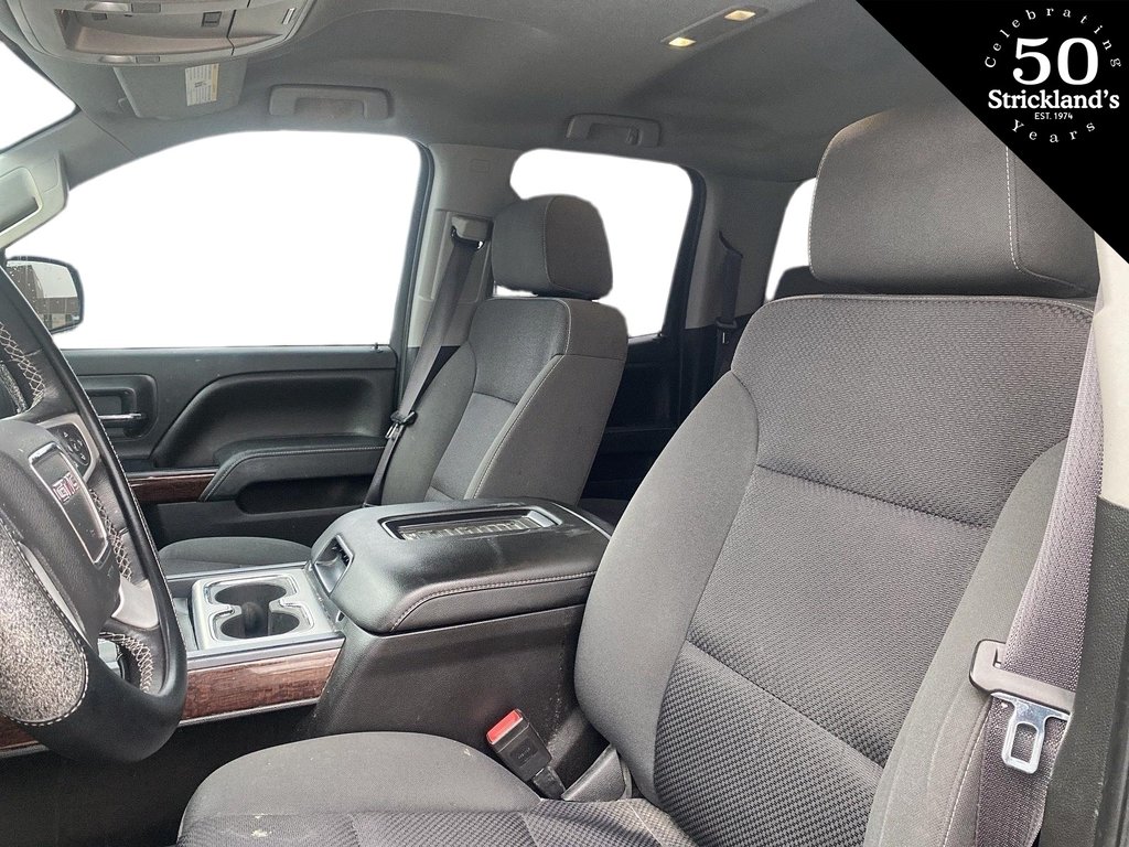 2016  Sierra 1500 Double 4x4 SLE / Standard Box in Brantford, Ontario - 7 - w1024h768px