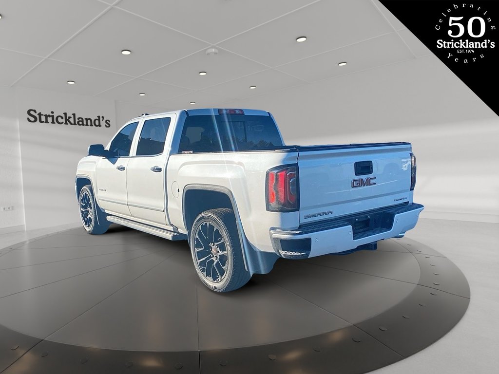 2018  Sierra 1500 Crew 4x4 Denali / Short Box in Stratford, Ontario - 4 - w1024h768px