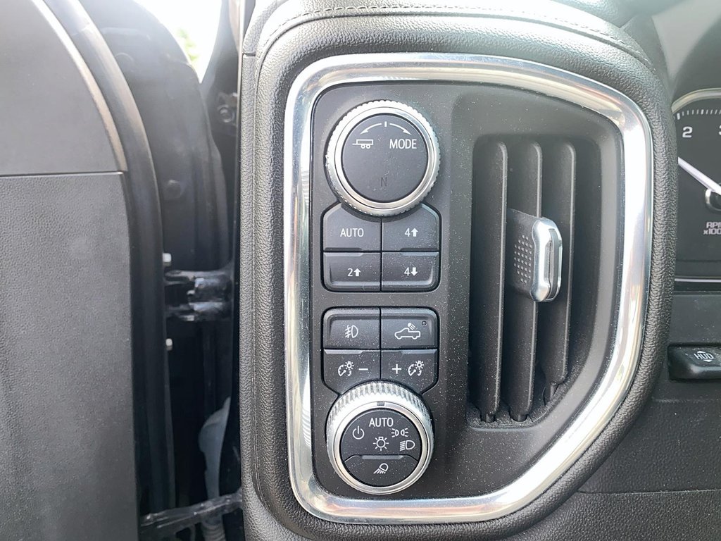 2020 GMC Sierra 1500 Crew Cab 4x4 Denali Short Box in Brantford, Ontario - 15 - w1024h768px