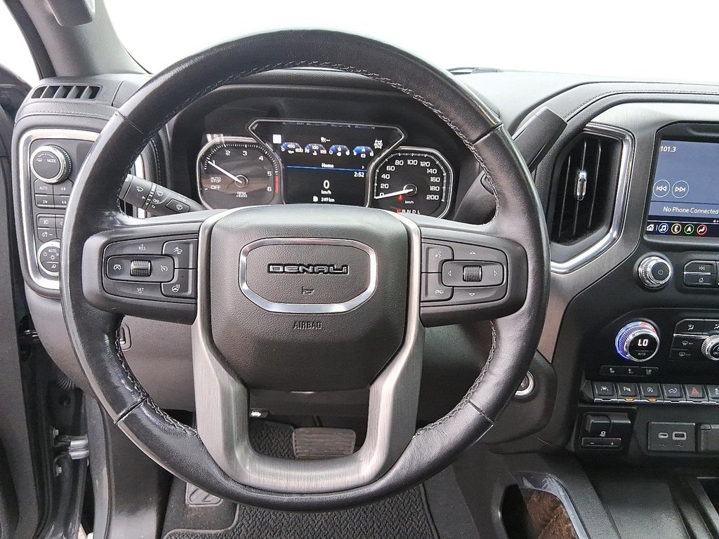 2021 GMC Sierra 1500 Crew Cab 4x4 Denali Short Box in Brantford, Ontario - 13 - w1024h768px