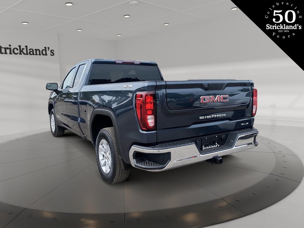 2022  Sierra 1500 Ltd Double Cab 4x4 SLE Standard Box in Stratford, Ontario - 4 - w1024h768px