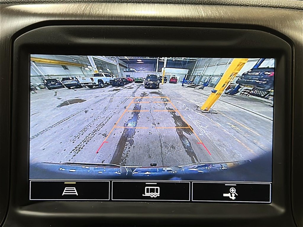 2022 GMC Sierra 1500 Ltd Crew Cab 4x4 At4 Short Box in Brantford, Ontario - 16 - w1024h768px