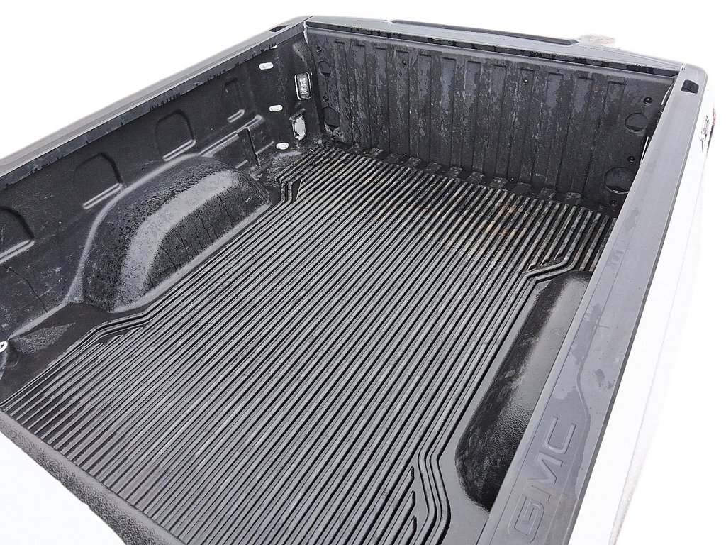 2023 GMC Sierra 1500 Crew Cab 4x4 PRO Standard Box in Stratford, Ontario - 19 - w1024h768px