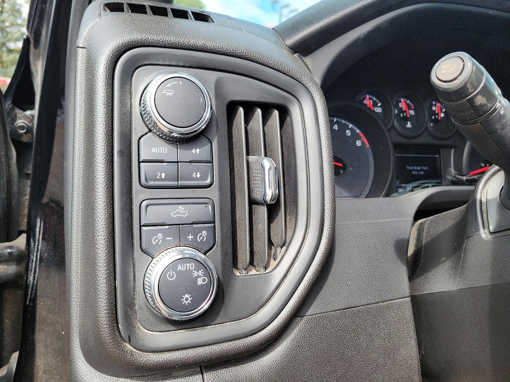 2023 GMC Sierra 1500 Double Cab 4x4 PRO Standard Box in Brantford, Ontario - 14 - w1024h768px
