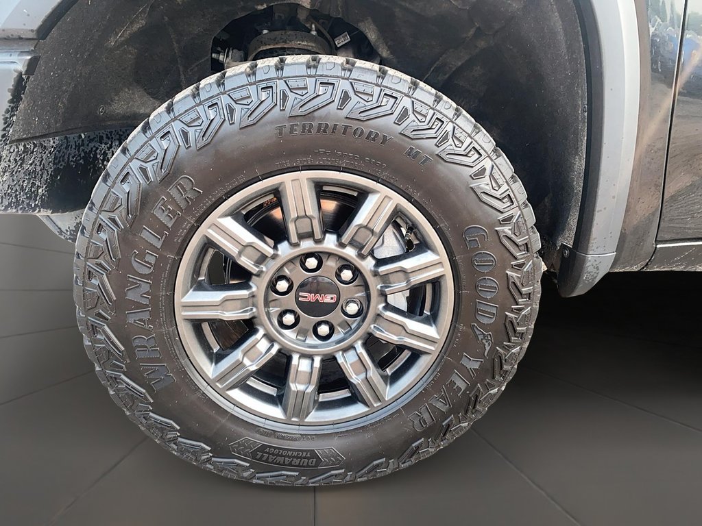 2024 GMC Sierra 1500 Crew Cab Short Box 4-Wheel Drive AT4X in Brantford, Ontario - 7 - w1024h768px