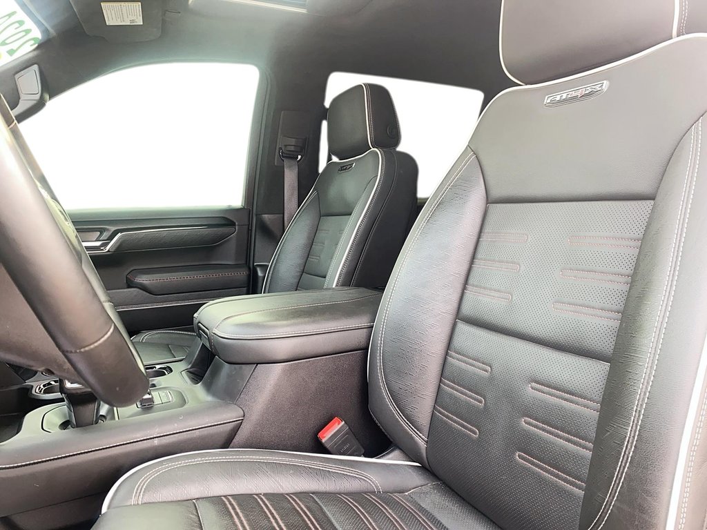 2024 GMC Sierra 1500 Crew Cab Short Box 4-Wheel Drive AT4X in Brantford, Ontario - 8 - w1024h768px