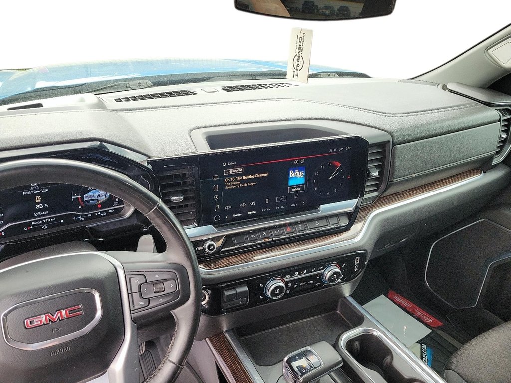 2024 GMC Sierra 1500 Crew Cab Standard Box 4-Wheel Drive Elevation in Brantford, Ontario - 12 - w1024h768px