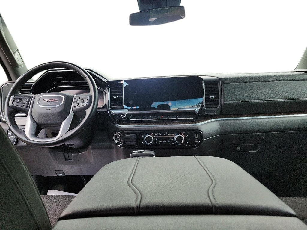 2024 GMC Sierra 1500 Crew Cab Standard Box 4-Wheel Drive Elevation in Brantford, Ontario - 8 - w1024h768px