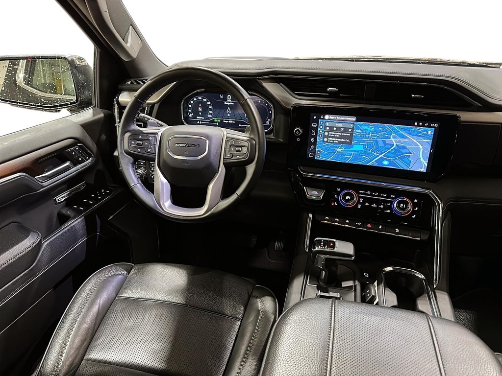 2025 GMC Sierra 1500 Crew Cab Short Box 4-Wheel Drive Denali in Brantford, Ontario - 9 - w1024h768px
