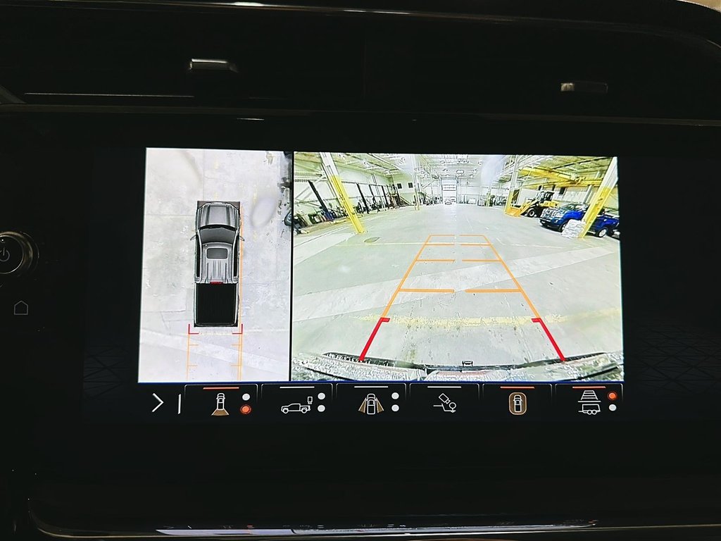 2025 GMC Sierra 1500 Crew Cab Short Box 4-Wheel Drive Denali in Brantford, Ontario - 18 - w1024h768px