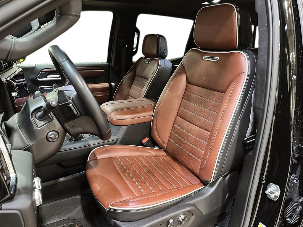 2025 GMC Sierra 1500 Crew Cab Short Box 4-Wheel Drive Denali Ultimate in Brantford, Ontario - 8 - w1024h768px