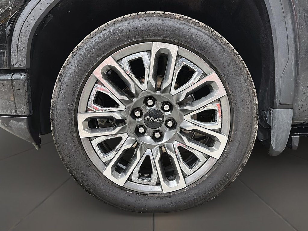 2025 GMC Sierra 1500 Crew Cab Short Box 4-Wheel Drive Denali Ultimate in Brantford, Ontario - 7 - w1024h768px